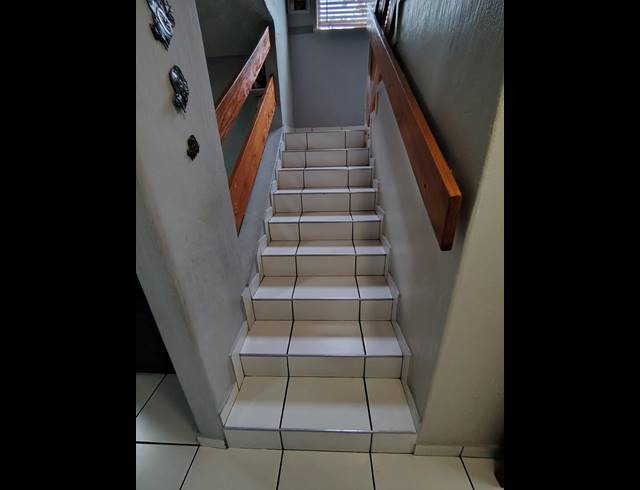 3 BEDROOM TOWNHOUSE TO LET IN ASHLEY